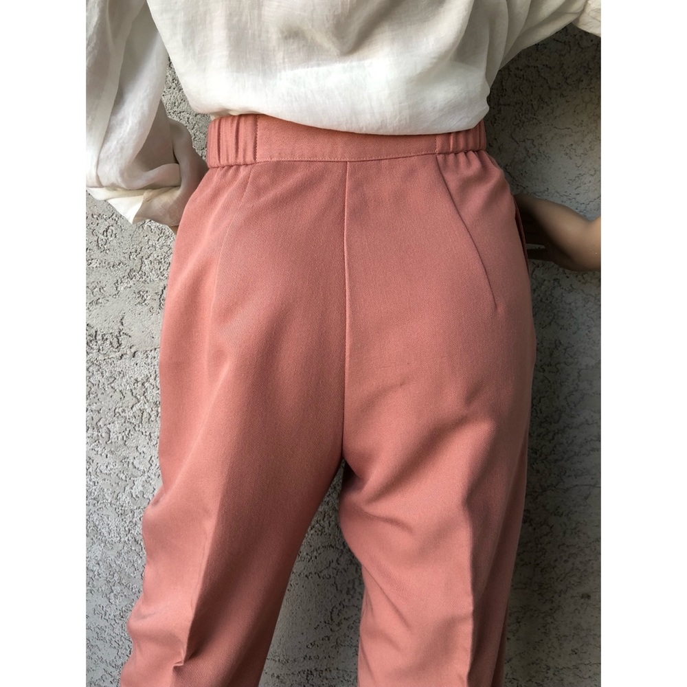 SOLD (DePop) VINTAGE | Pleated front pants - Picture 3 of 5